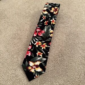 Tommy Hilfiger Silk Floral Tie